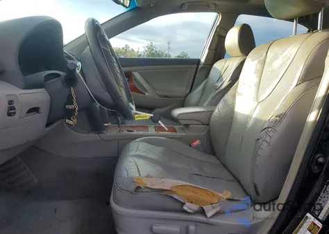 2008 Toyota Camry Le z USA, uszkodzony, nr VIN 4T1BK46K38U560503